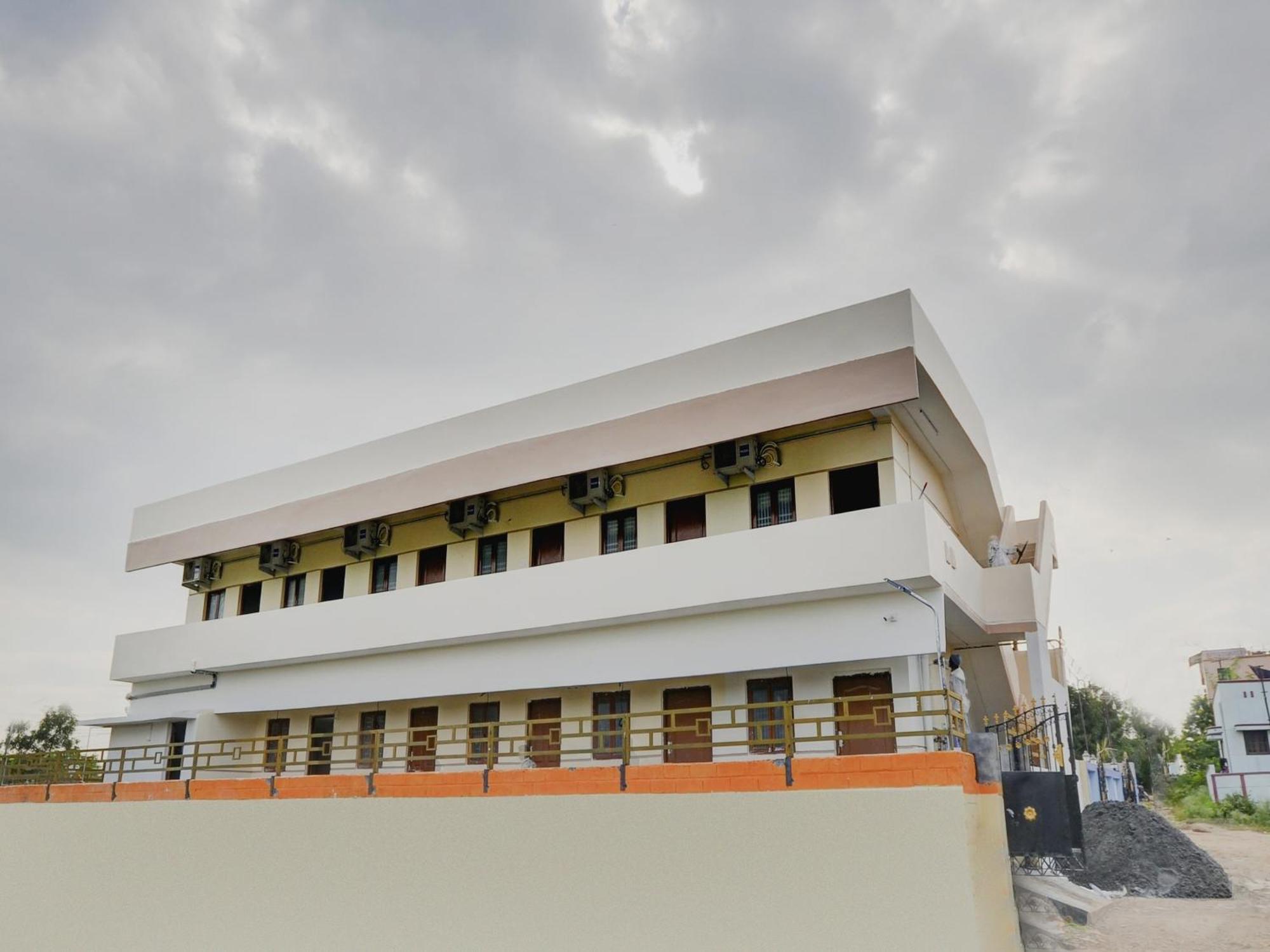 Hotel O Aruthraa Residency Podanur Ngoại thất bức ảnh