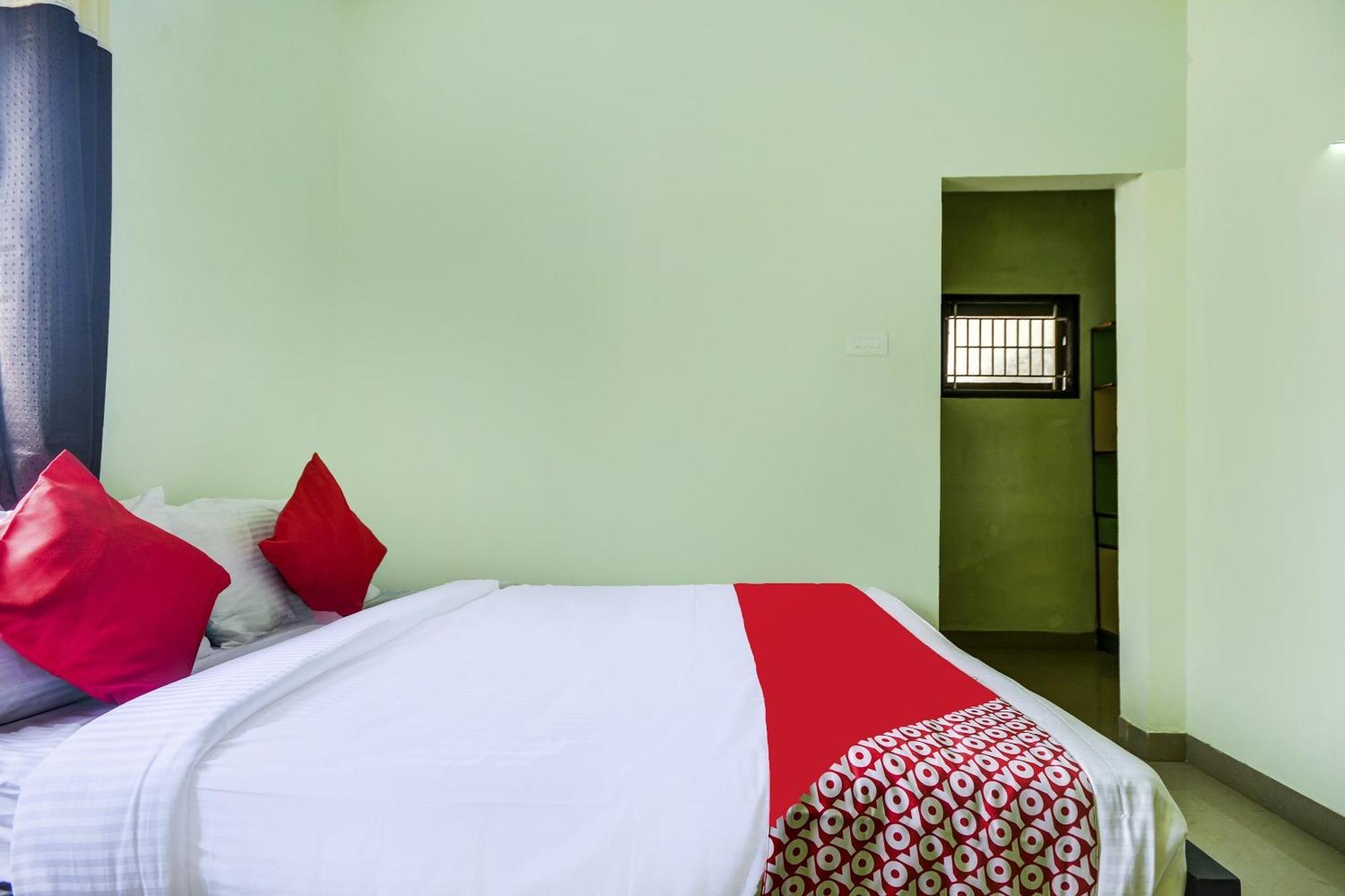Hotel O Aruthraa Residency Podanur Ngoại thất bức ảnh